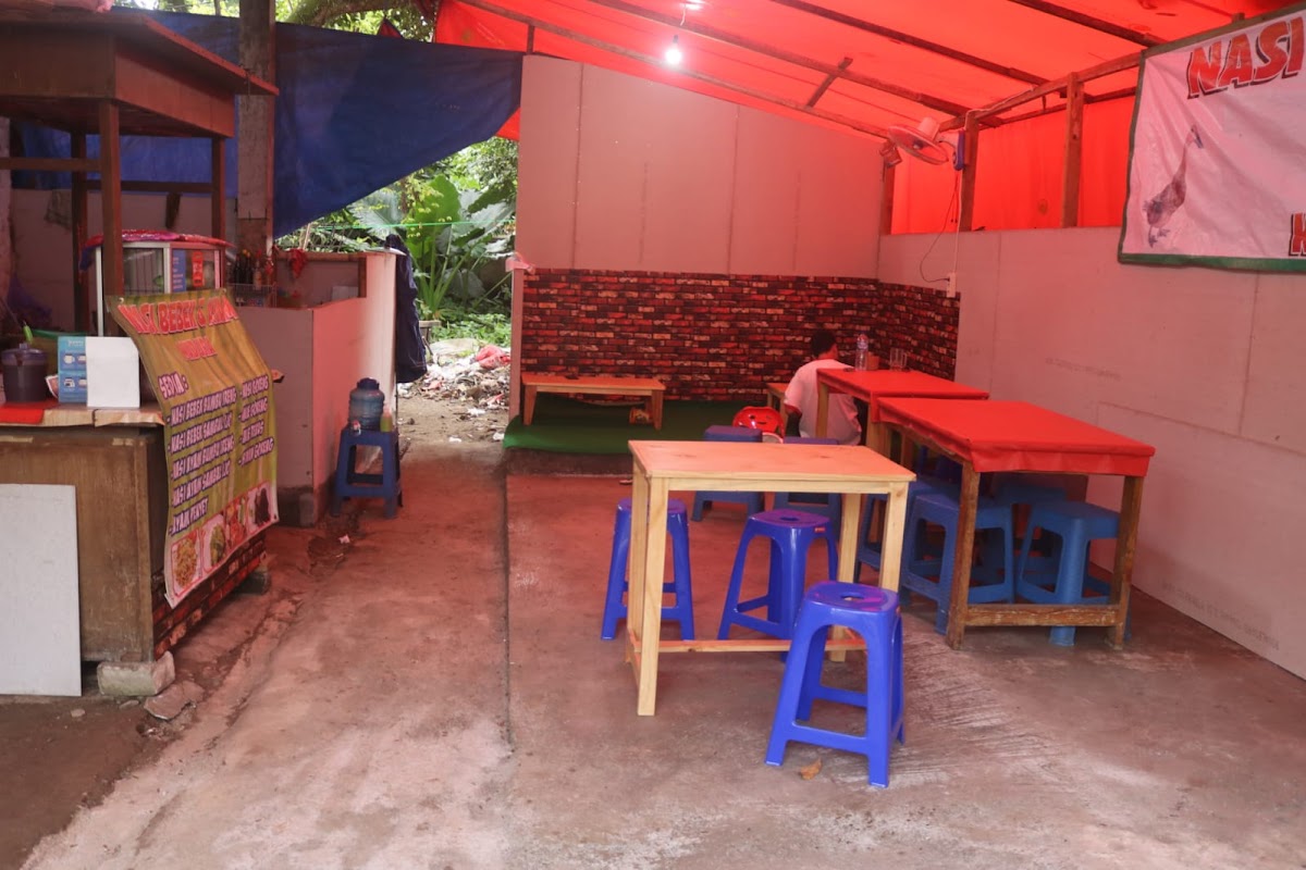 Nasi bebek dan ayam madura 77