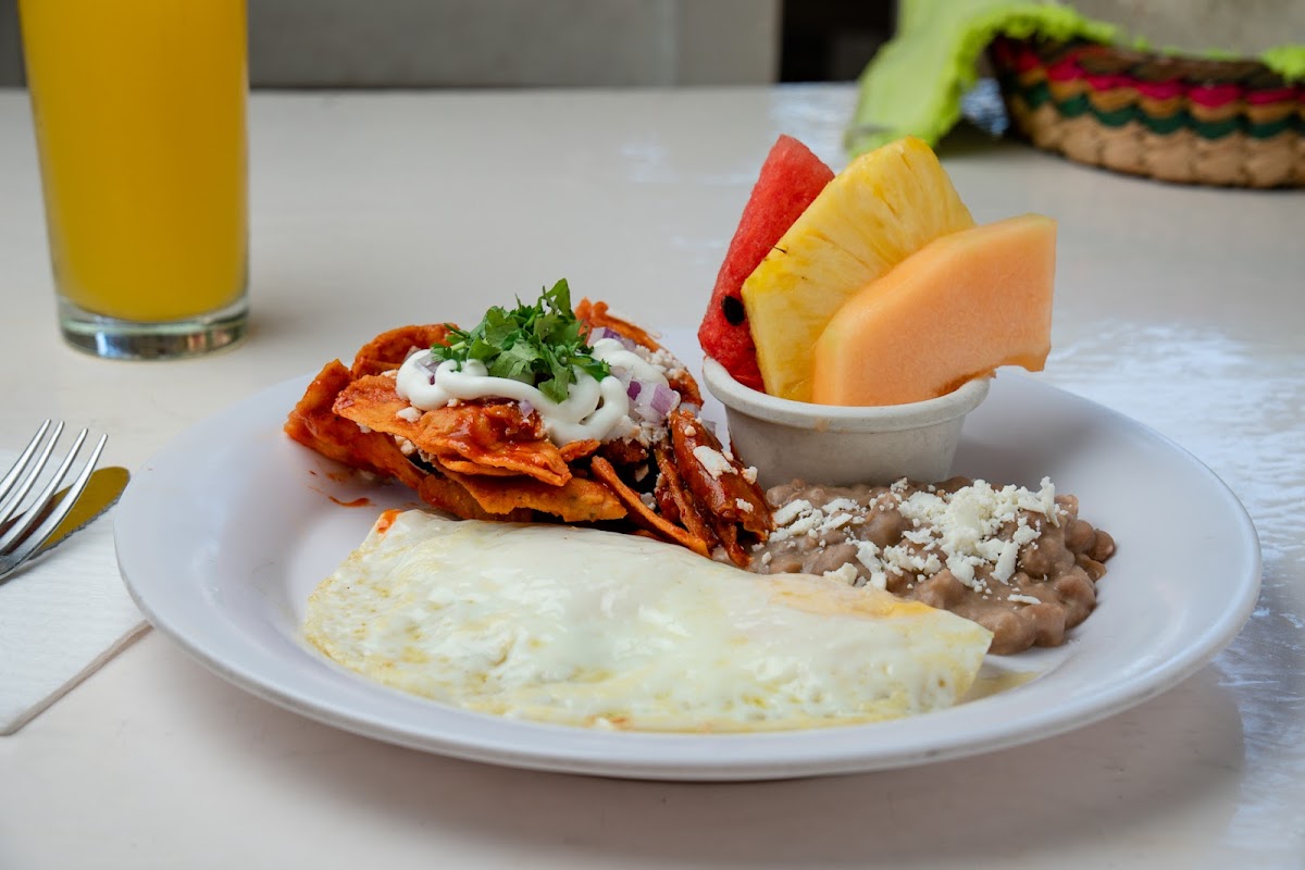 El Rodeo Photo 3
