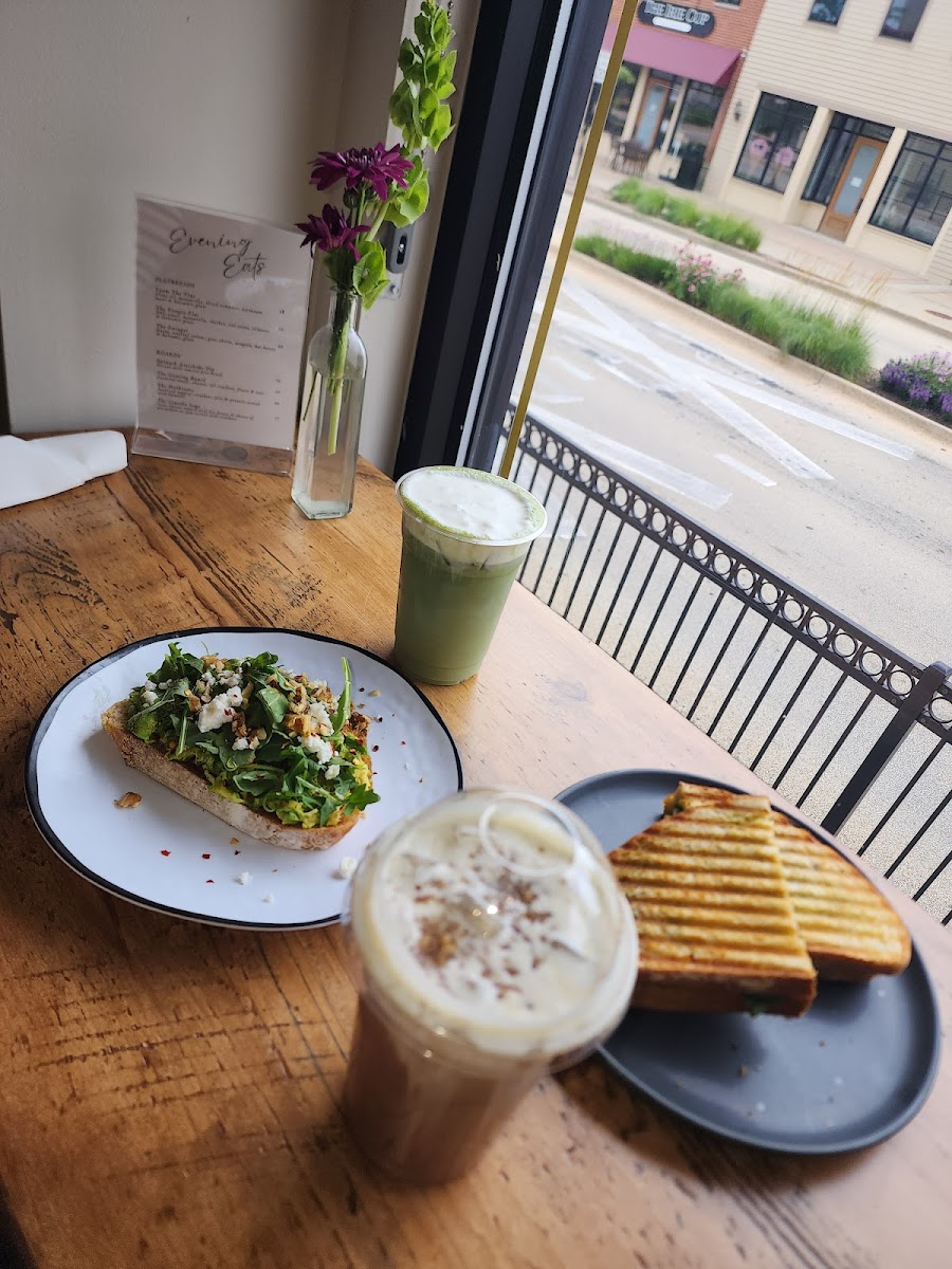 Lincoln House & Co. Coffee Shop Photo 5