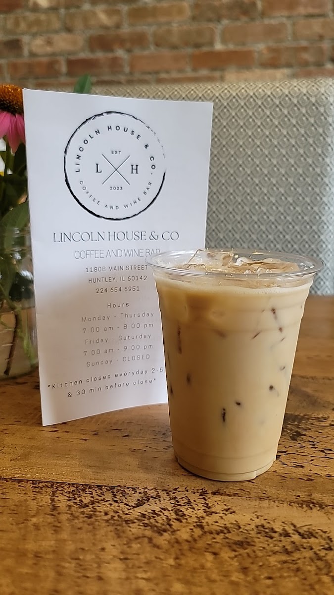 Lincoln House & Co. Coffee Shop Photo 9