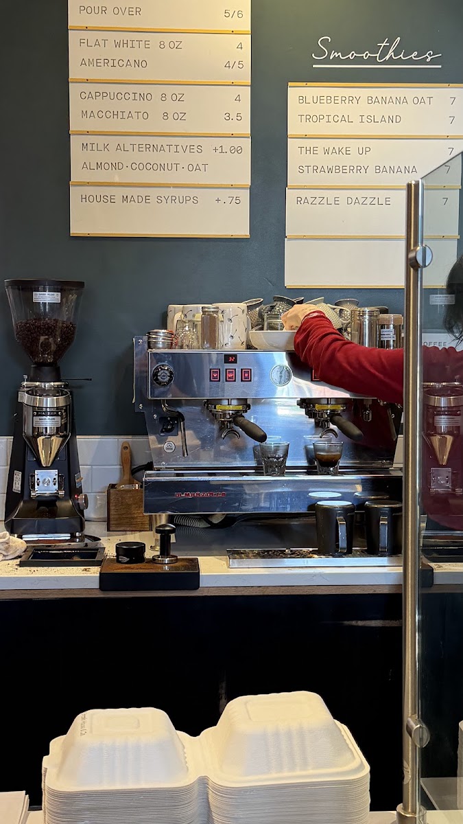 Lincoln House & Co. Coffee Shop Photo Menu 4
