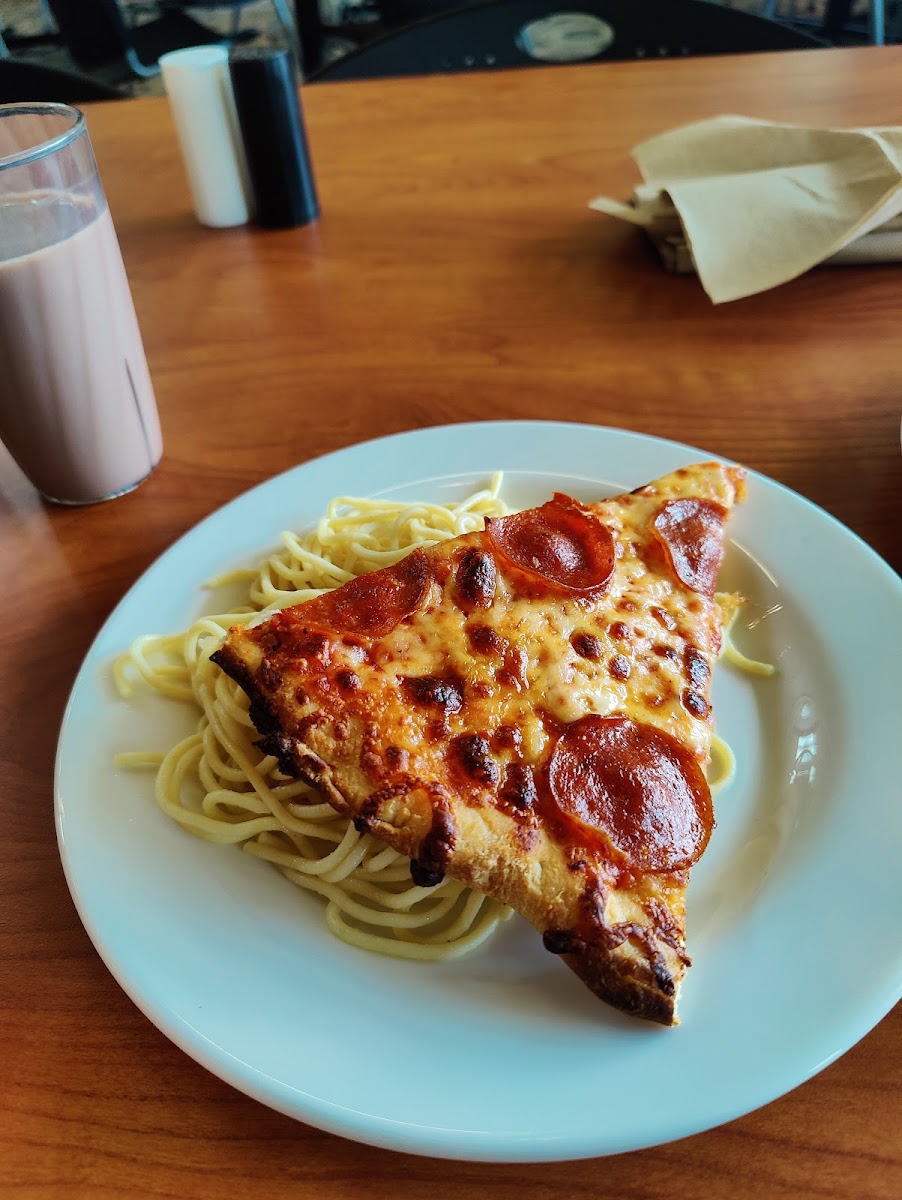 Reisner Dining Hall Photo 9