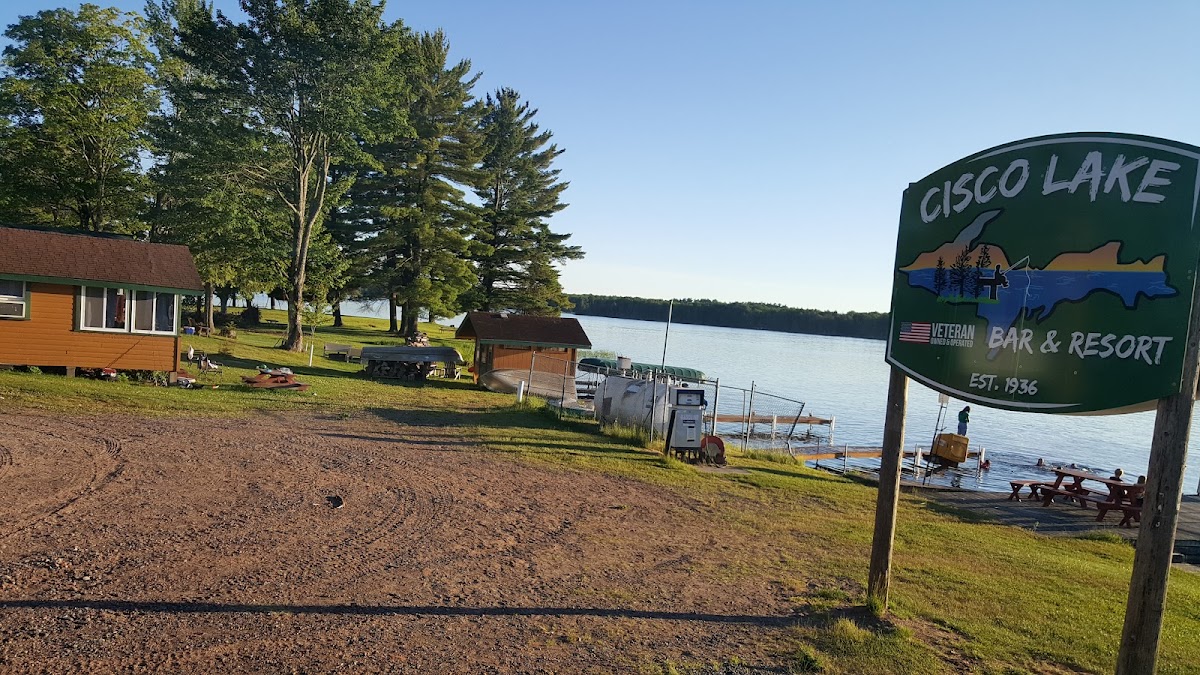 Cisco Lake Bar and Resort Photo 4