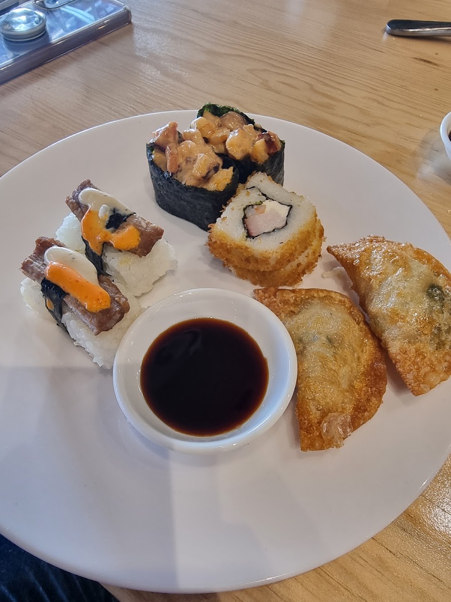 Huayuan Buffet 华苑 Photo 7