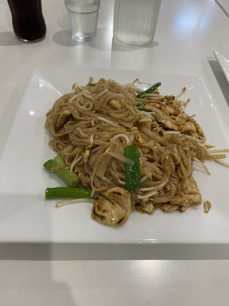 Lisarow Thai Photo 5