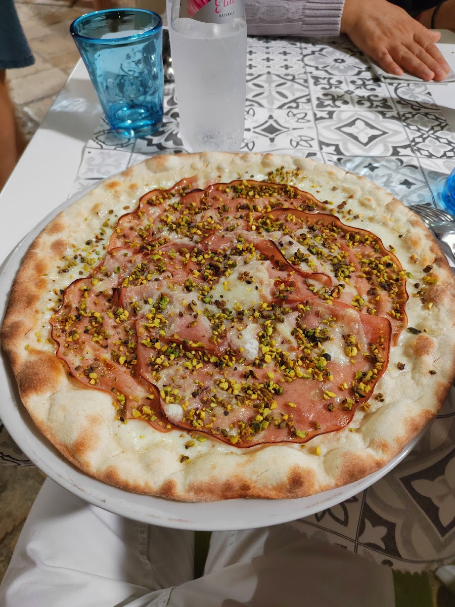 Pizza E Fichi Photo 6