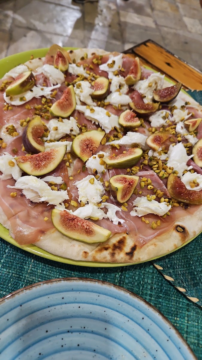 Pizza E Fichi Photo 7