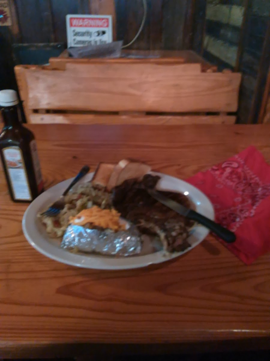 Saddleback Steakhouse Photo 7