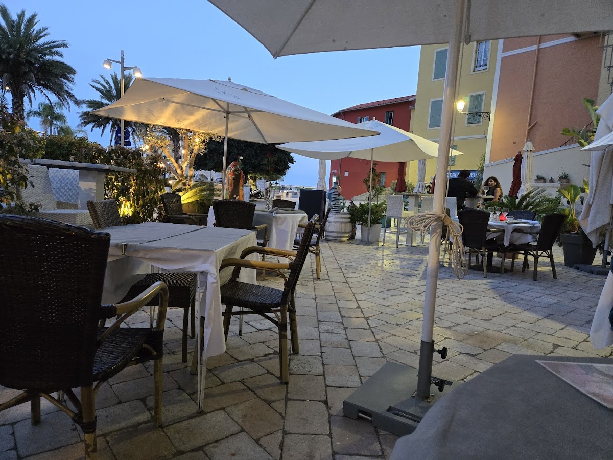 Le Petit Port