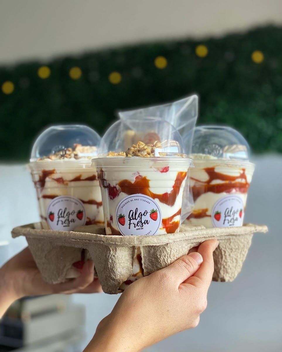 Algo Fresa Qro - Fresas con crema Photo 3