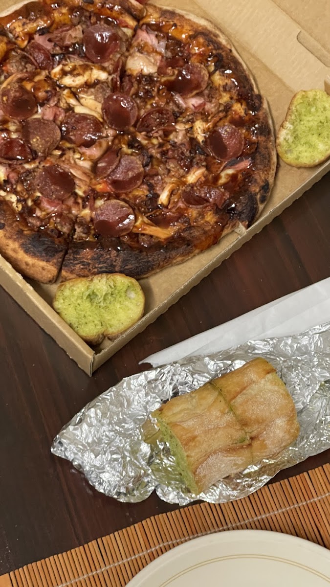 Crafers Pizza Bar Photo 3