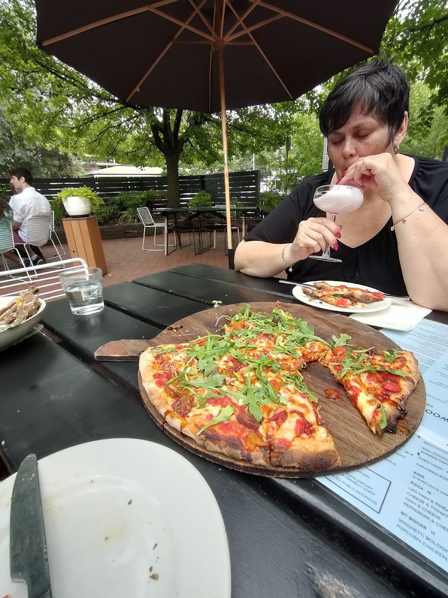 Crafers Pizza Bar Photo 9