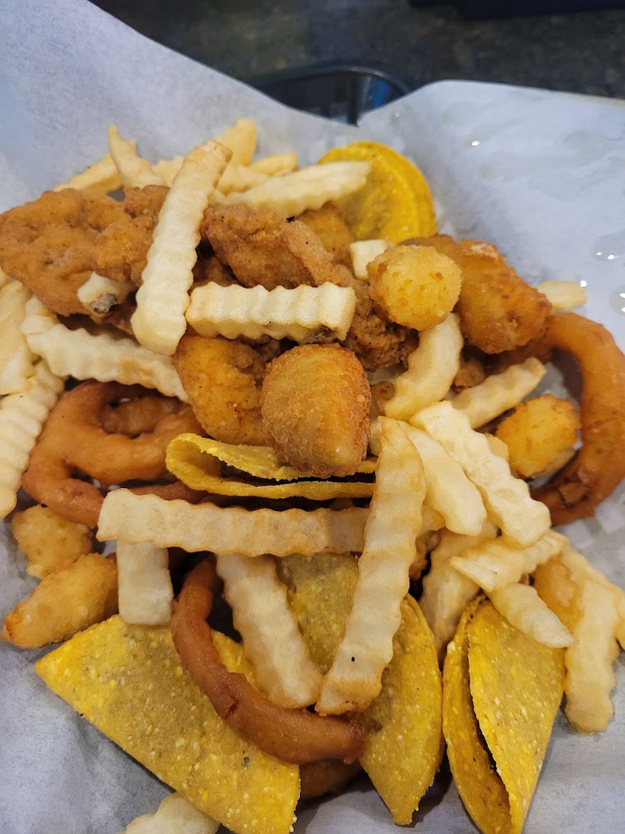 Hangry Hobo’s Pub & Grub Photo 8