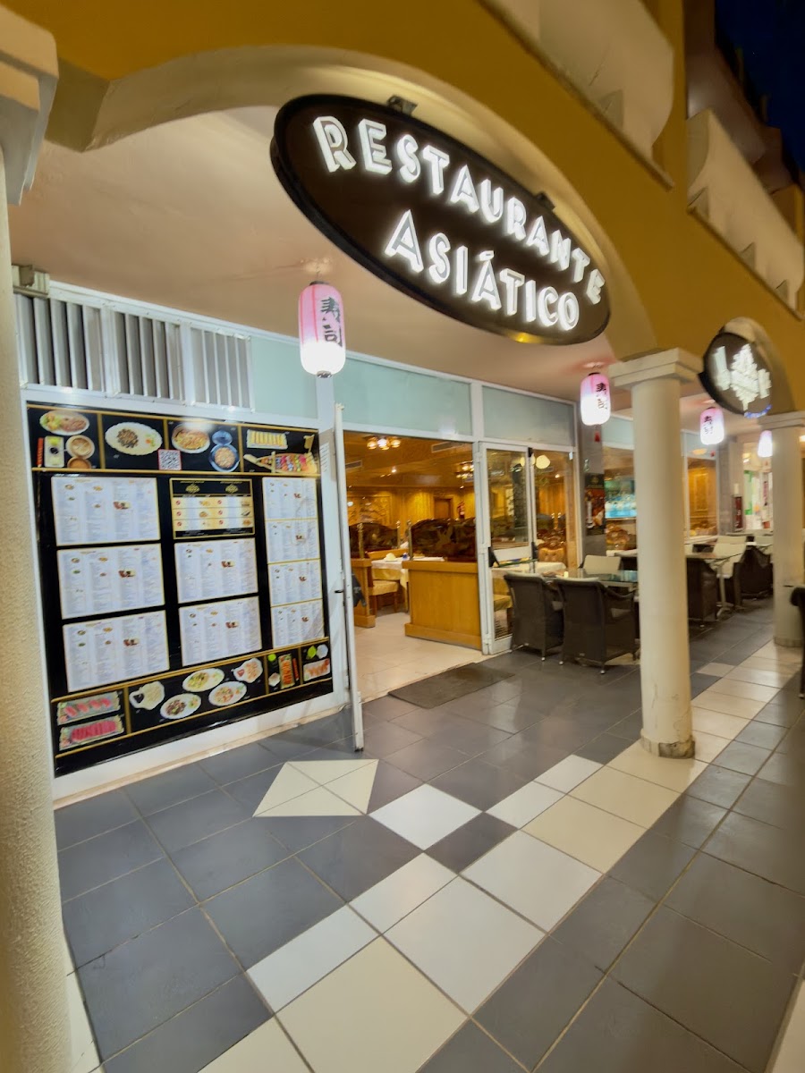 Restaurante Asiático Osaka