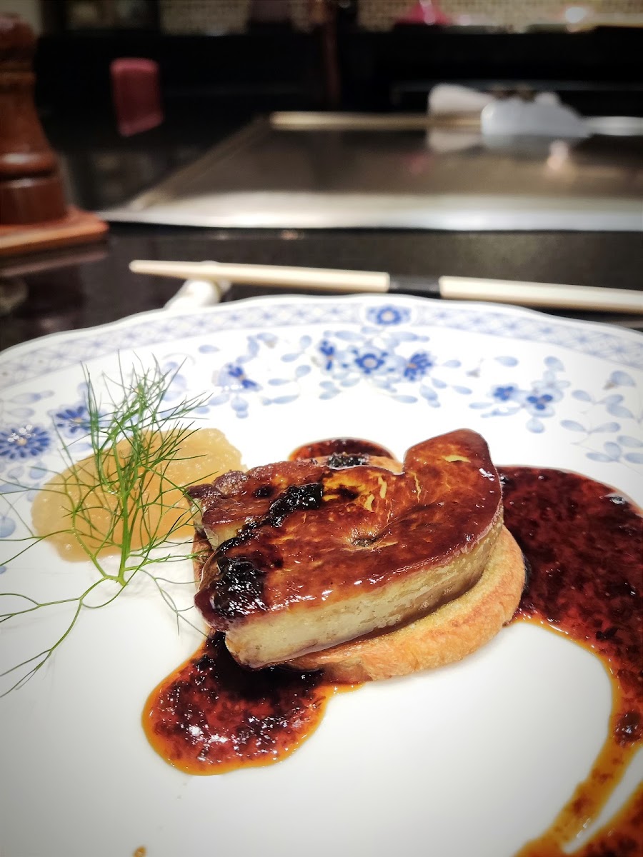 Ebeya Steak House Photo 7