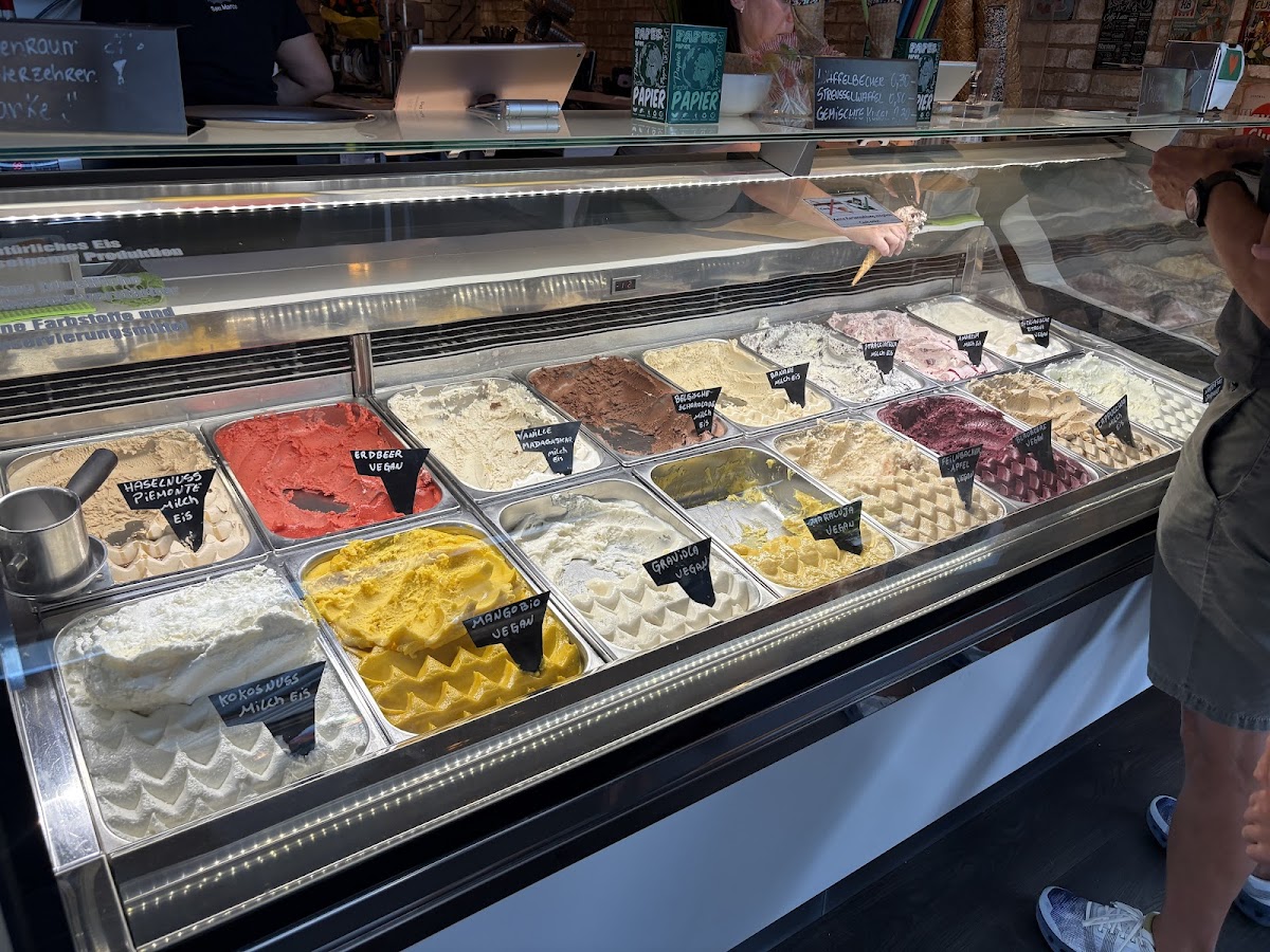 SAN MARCO EIS CAFE & BAR Photo 3