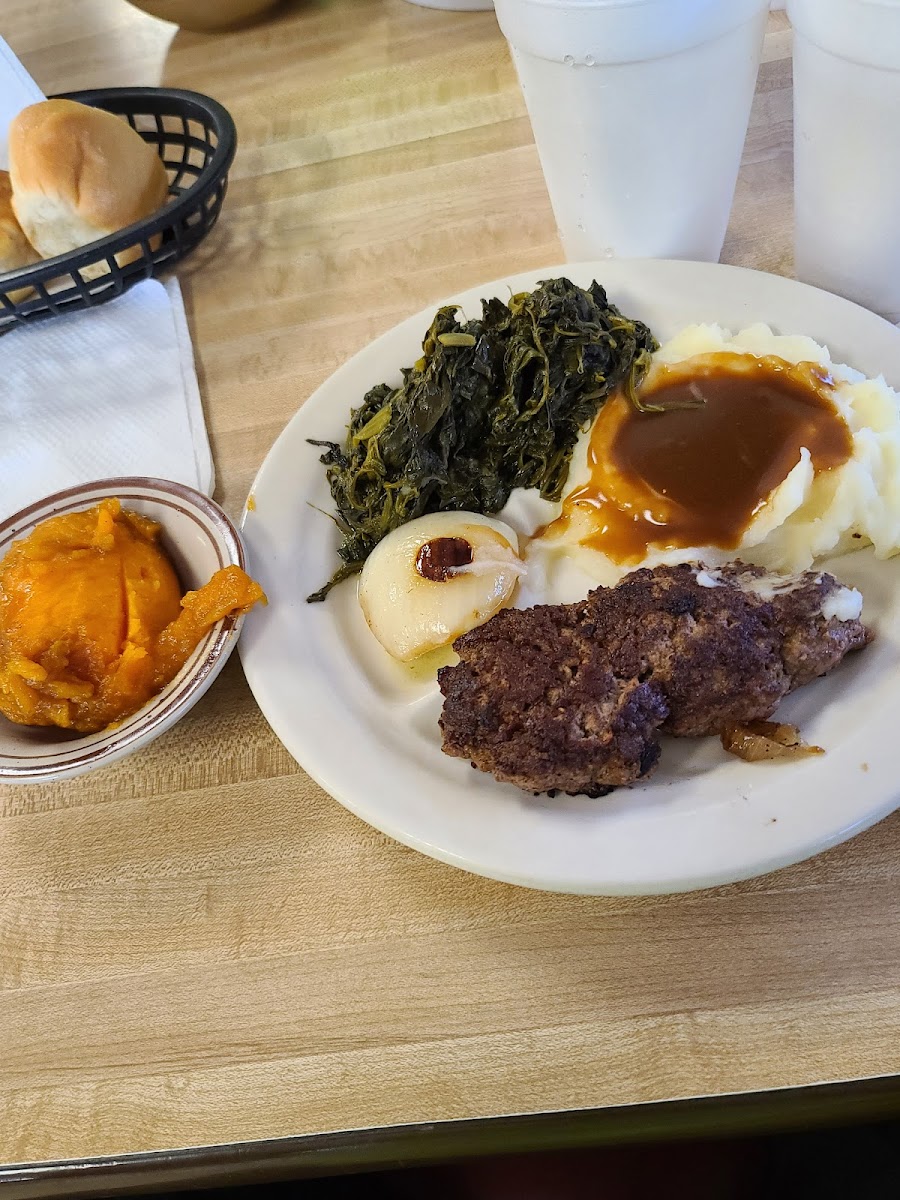 Peach Blossom Diner Photo 5