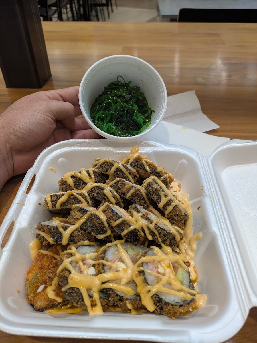 Yan's Sushi & Grill Photo 4