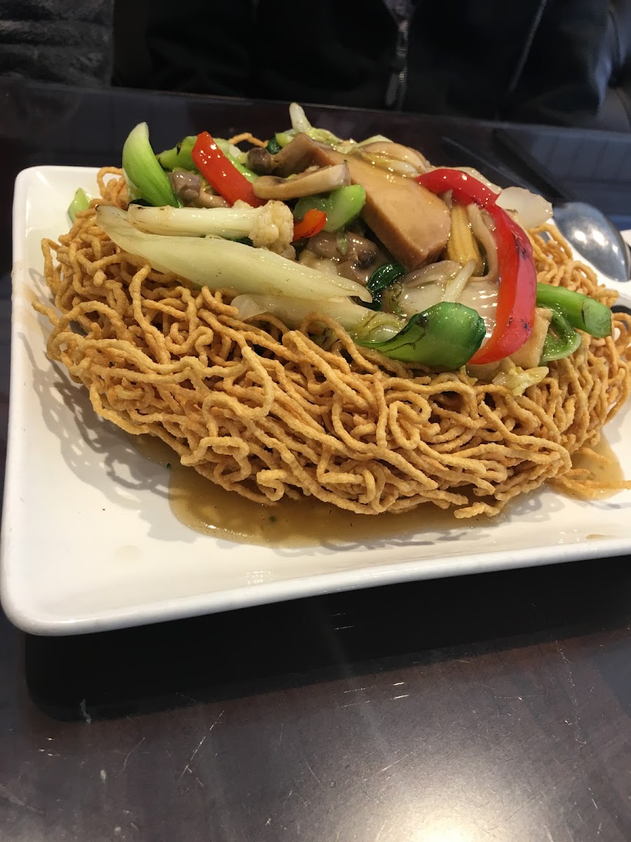 Simple Asian Vegetarian Cuisine Photo 5