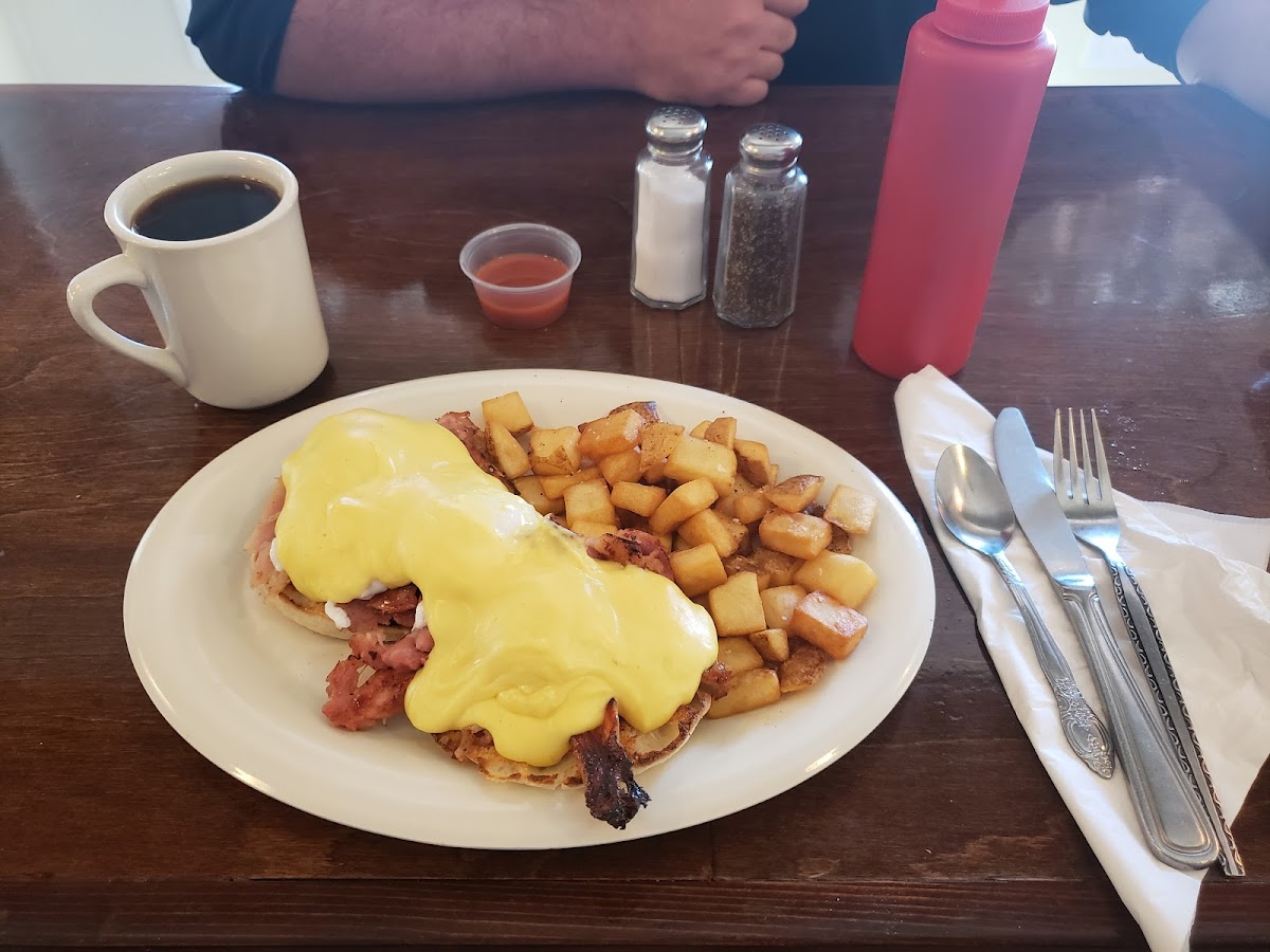 Mac's Diner Photo 5