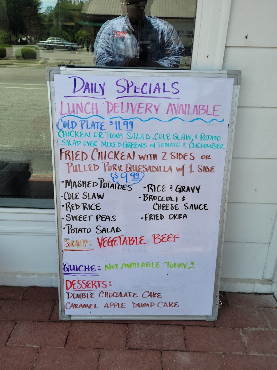 Mac's Diner Photo Menu 9