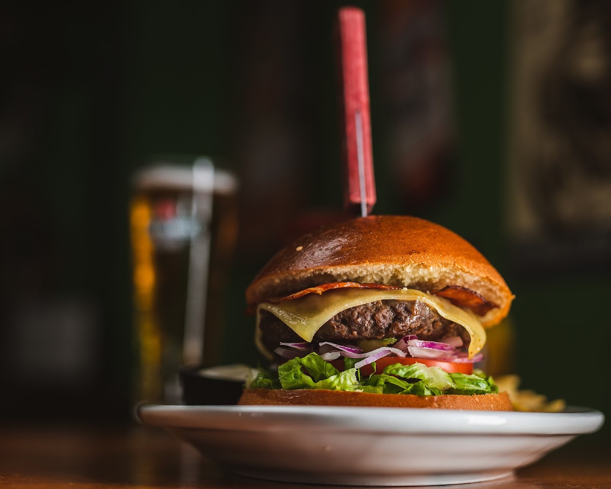 Fun Pub Sports Bar & Restaurant Photo 3