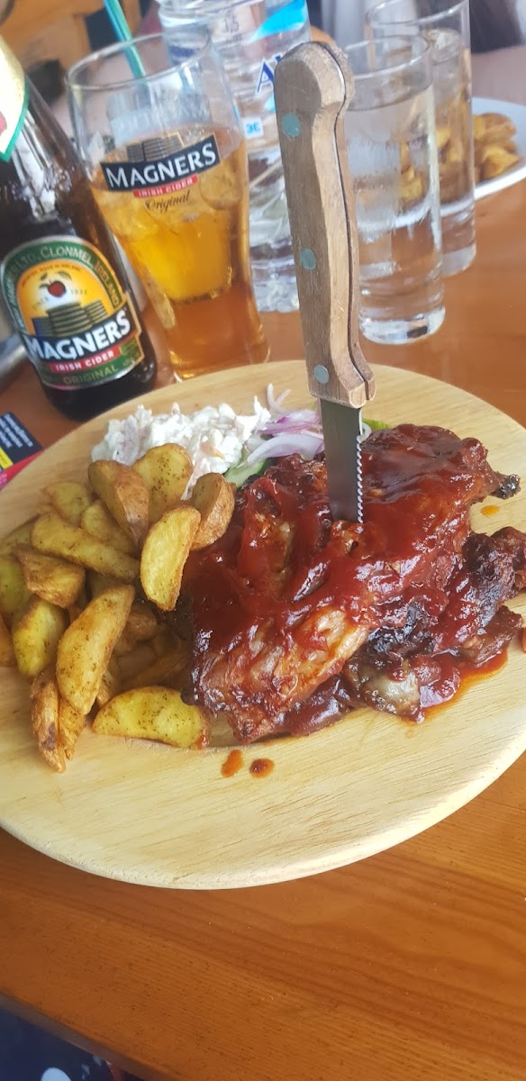 Fun Pub Sports Bar & Restaurant Photo 7