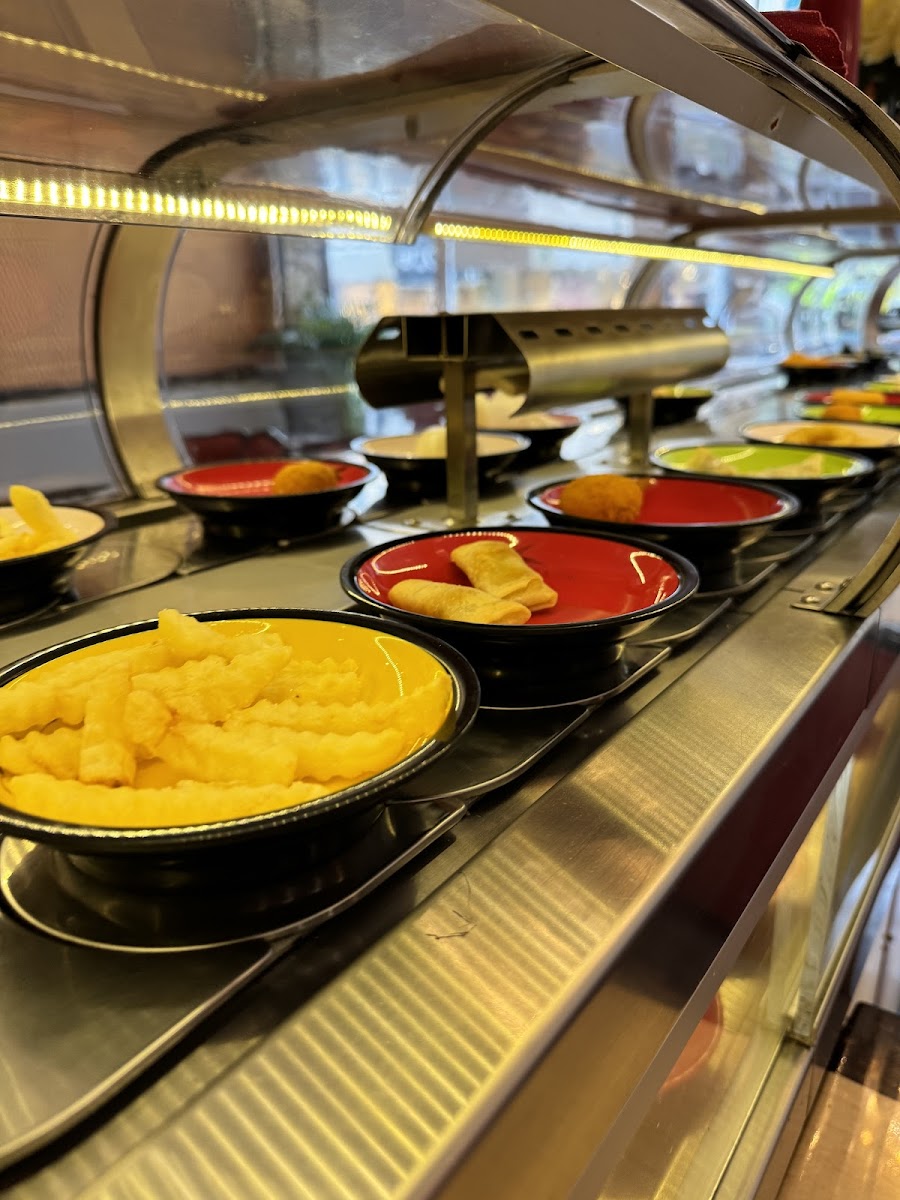 Hokkaido Running Sushi Restaurant Photo 4