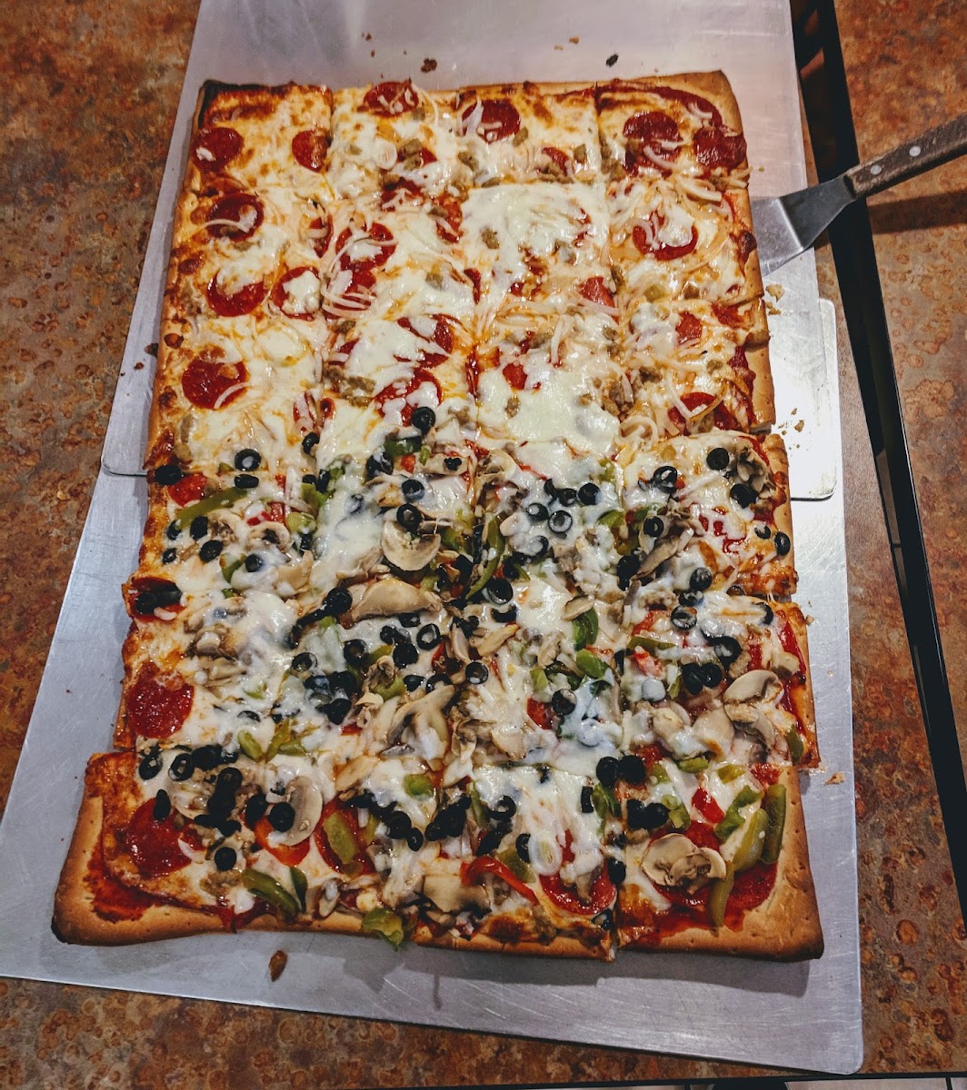 New York Pizzeria Photo 7