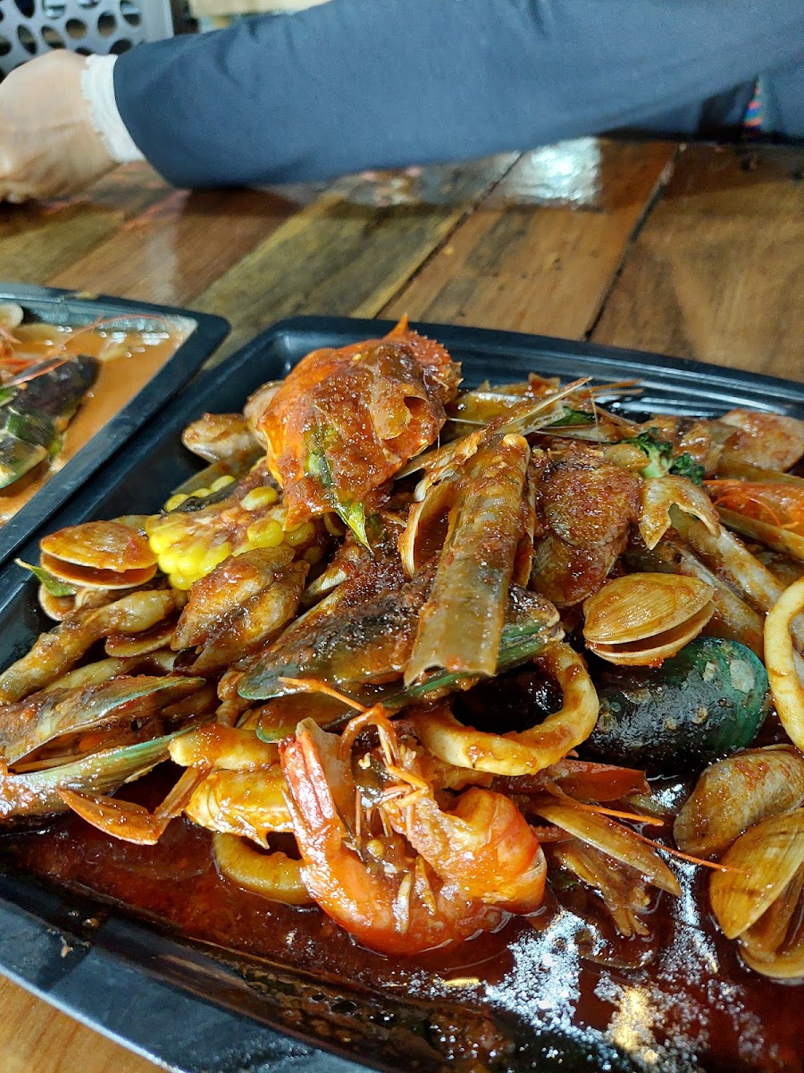 Restoran Periuk Kampung Photo 8