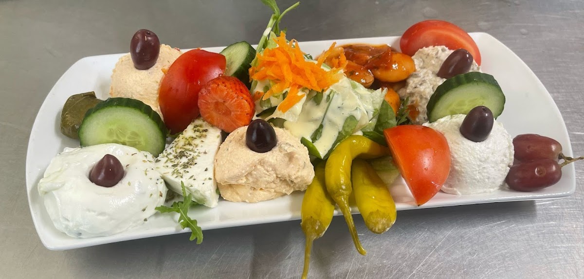 Edesma Griechisches Restaurant Photo 2
