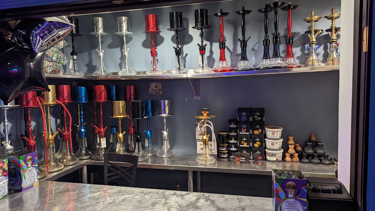 X Lounge Photo 6