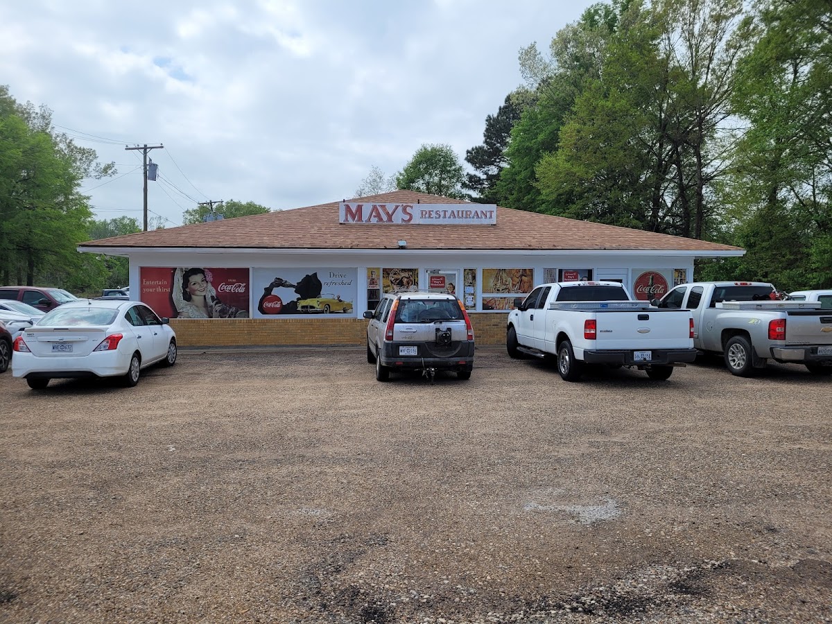 May's Restaurant Photo 3