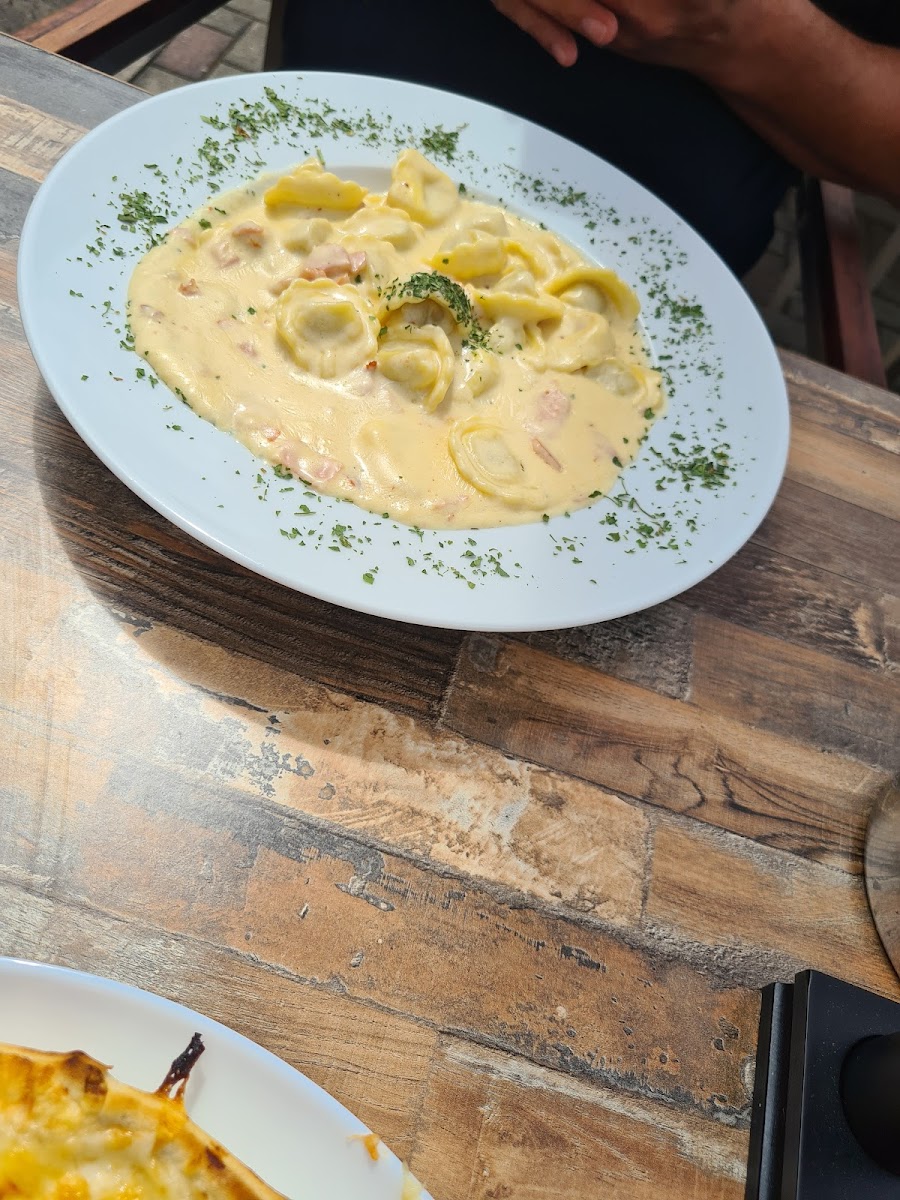 Lobensteiner Pizzeria Photo 9