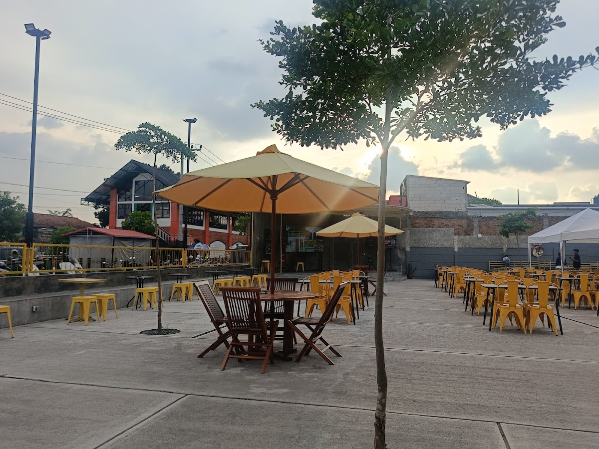 Warnoes Secawan