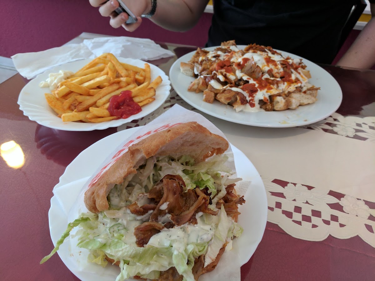 Sahin Döner Photo 10