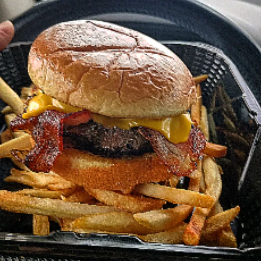 The Dawg Haus Bar and Grill Photo 2