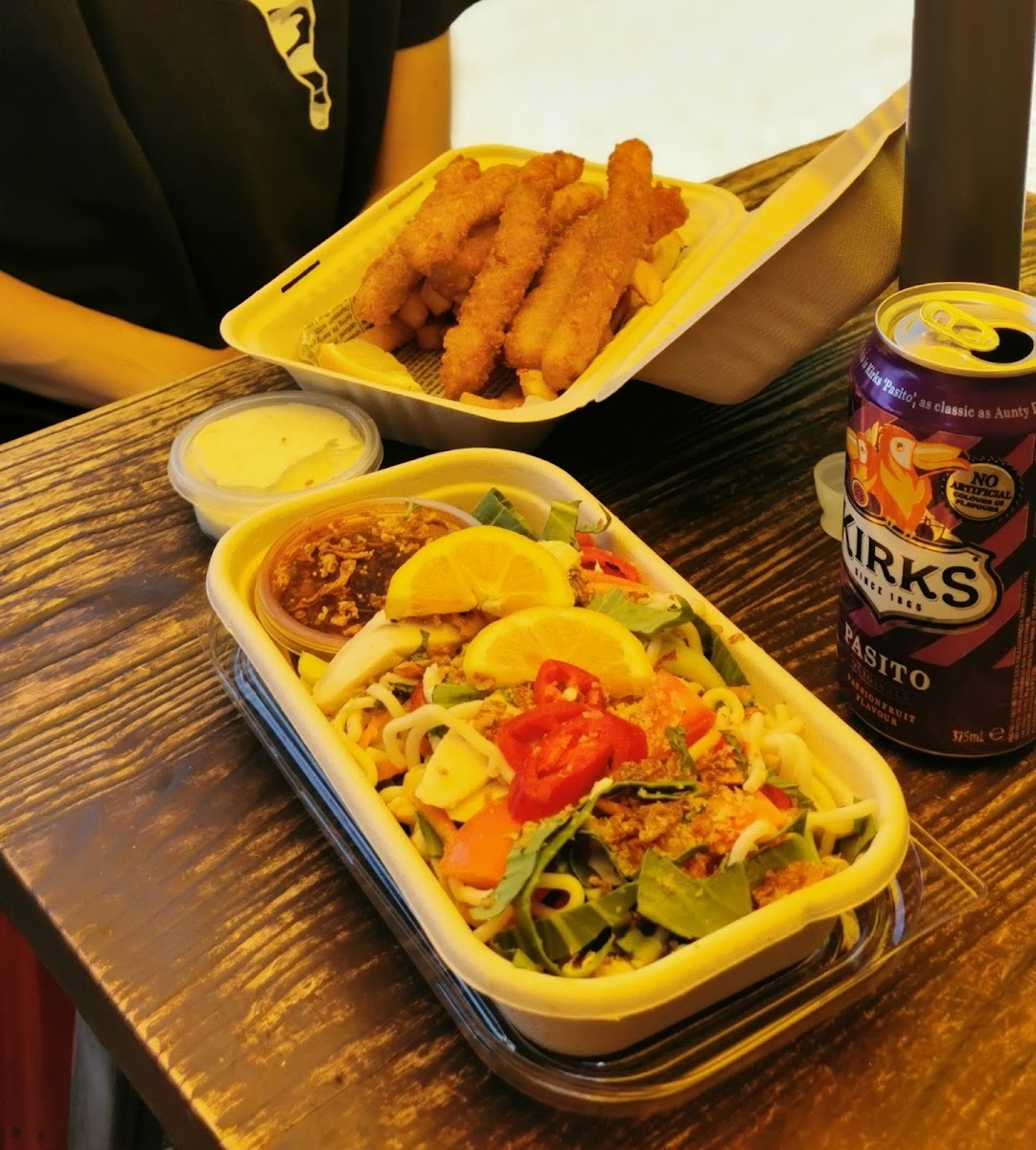 ZIGGY'S TAKEOUT Photo 6