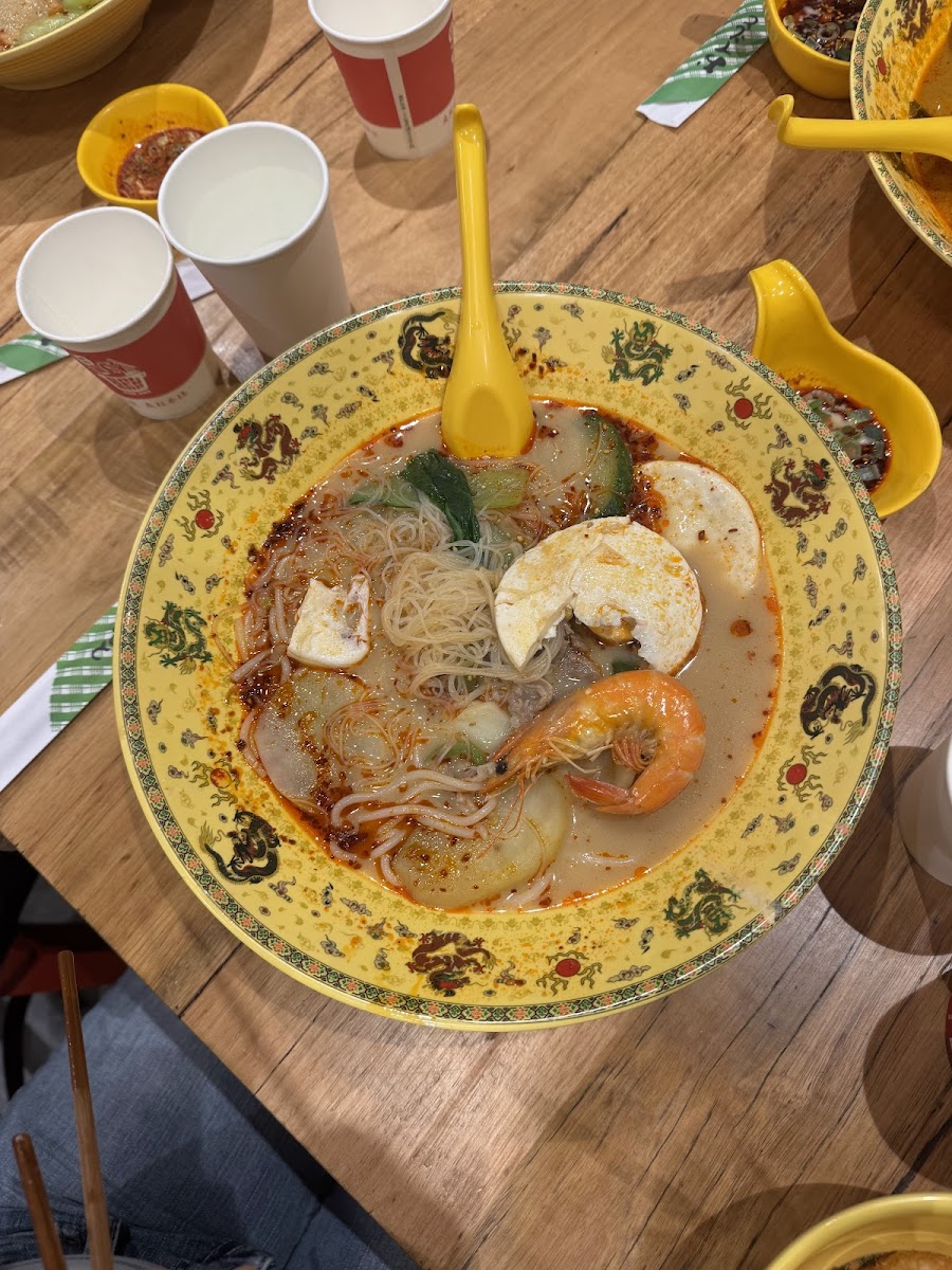 Golden Roc Hot Pot 麻辣鲜生 Photo 4
