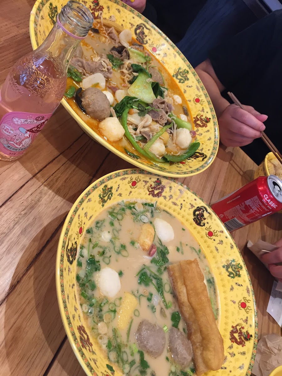 Golden Roc Hot Pot 麻辣鲜生 Photo 7
