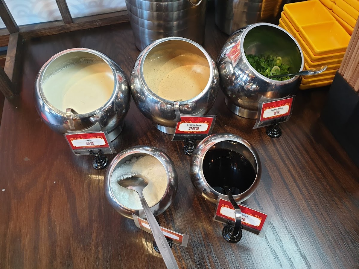 Golden Roc Hot Pot 麻辣鲜生 Photo 8