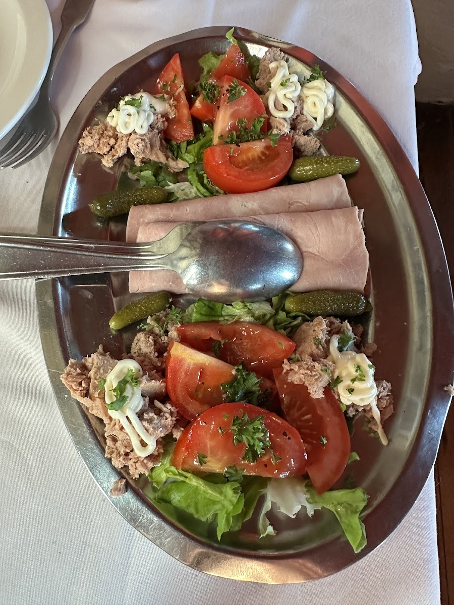 Auberge Du Bahot Photo 2
