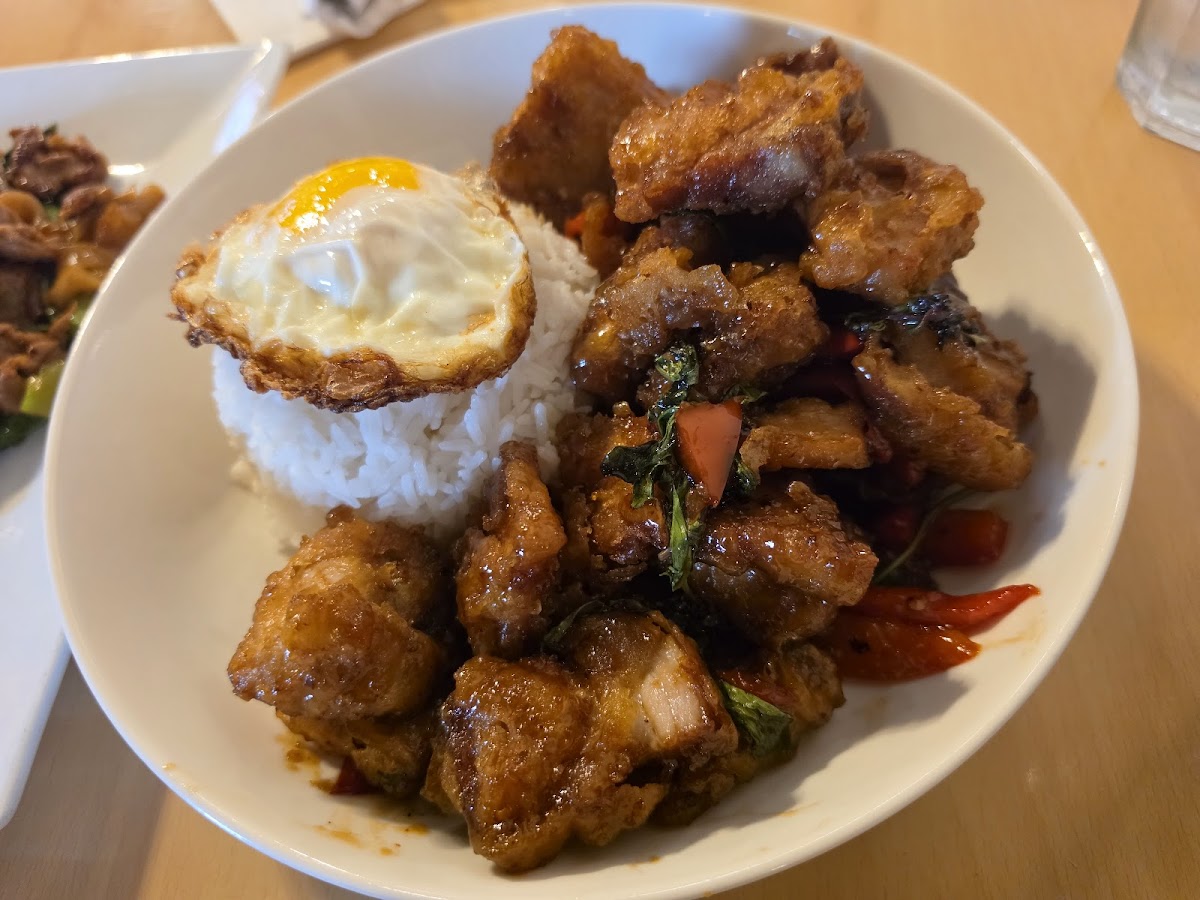 Saladang Thai Sushi Photo 2