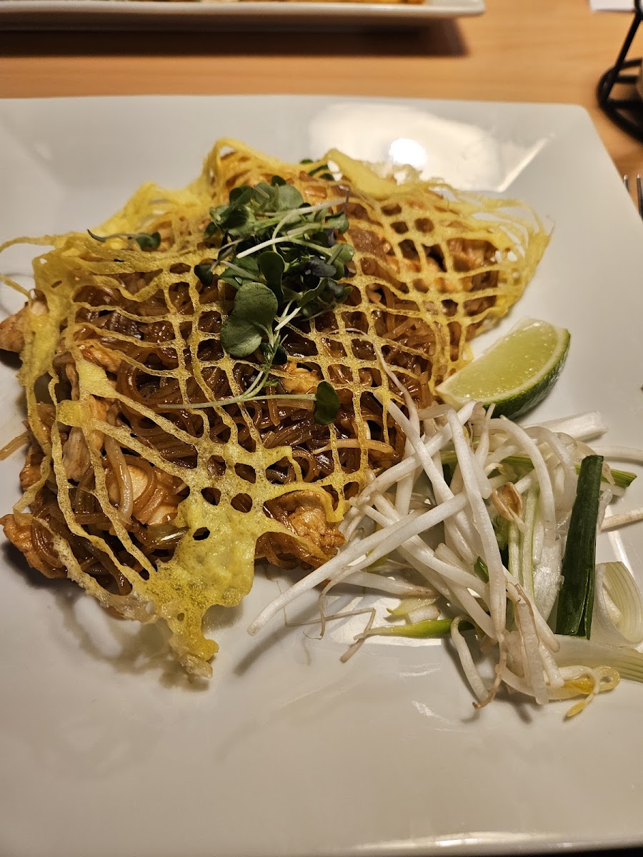 Saladang Thai Sushi Photo 5