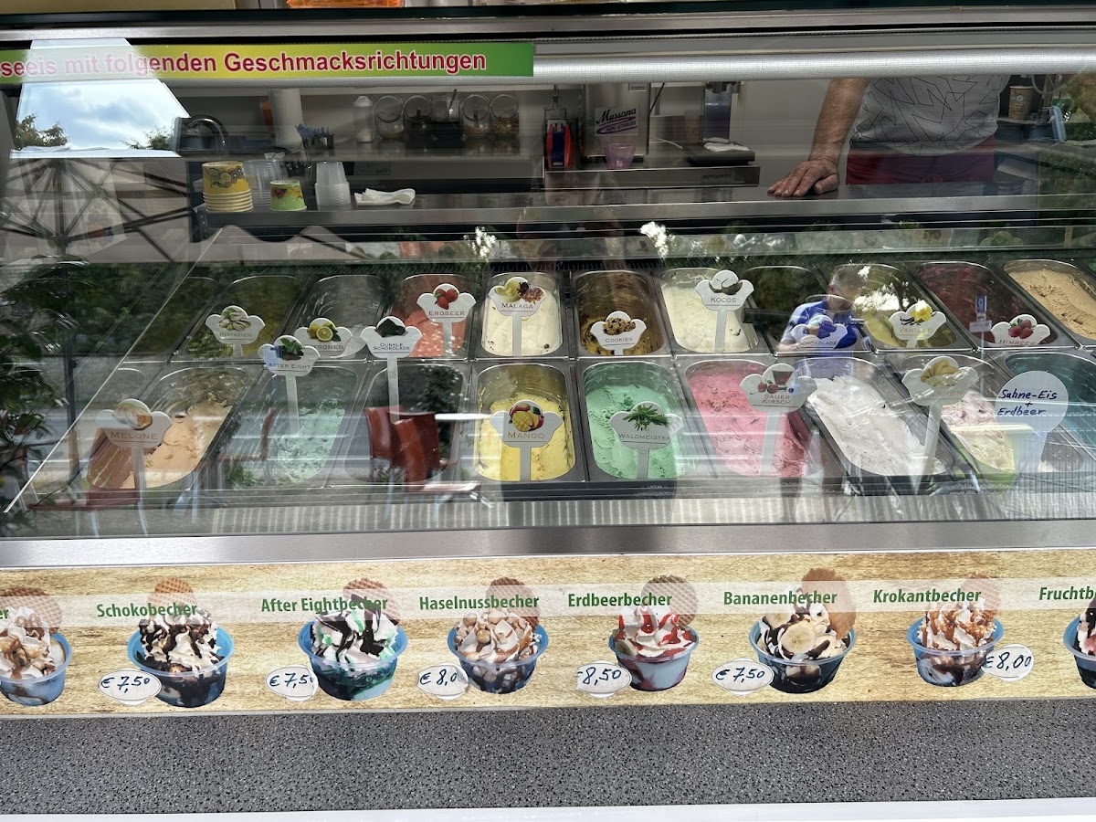 Eiscafé Stefano Photo 9