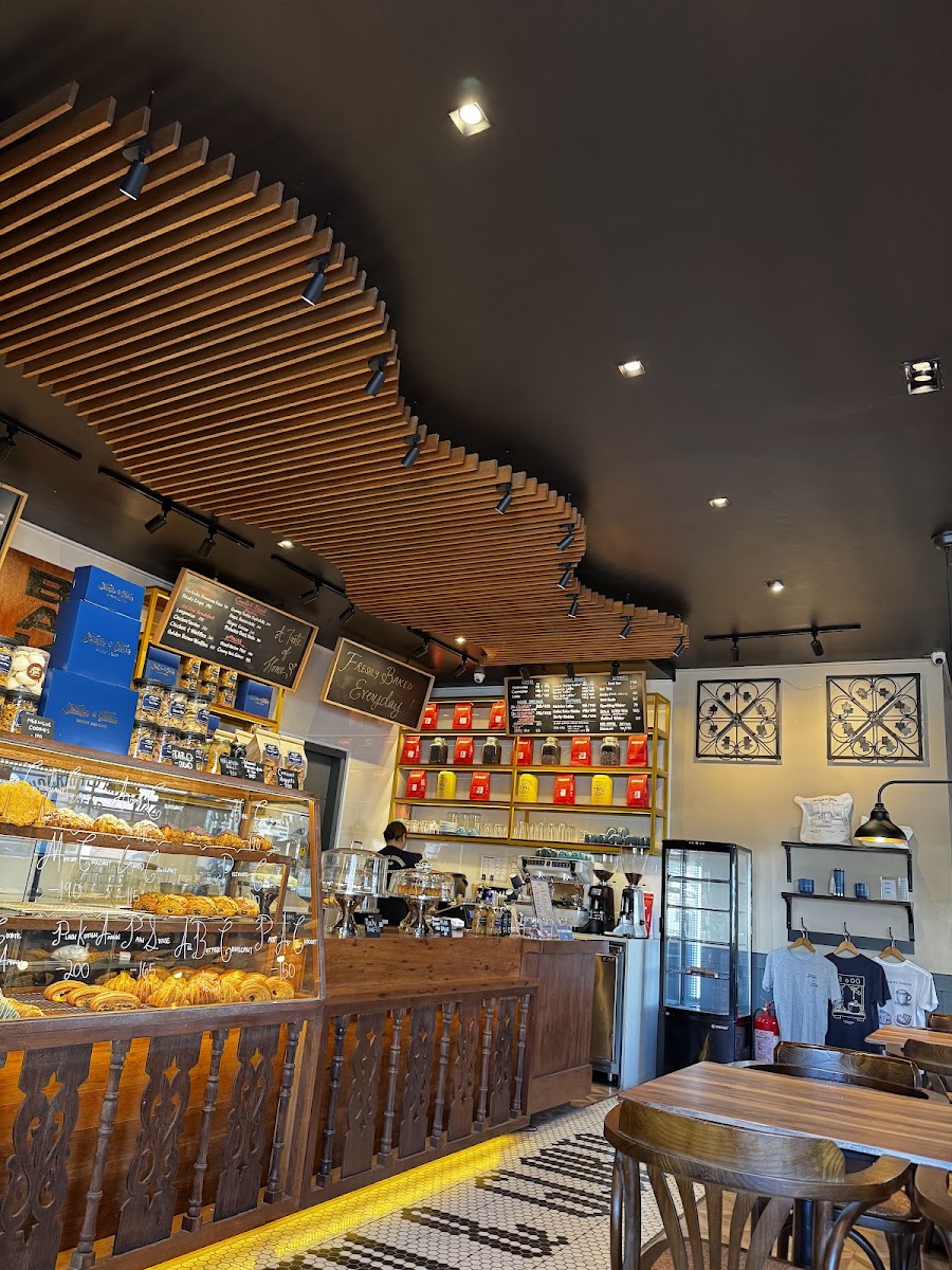 Serafin & Gloria Bakery and Cafe Photo 3