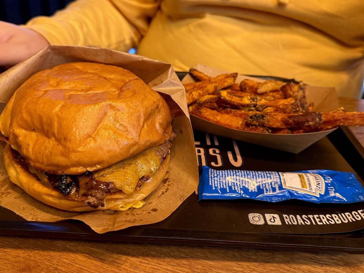 Roasters Burgers Düsseldorf Photo 7