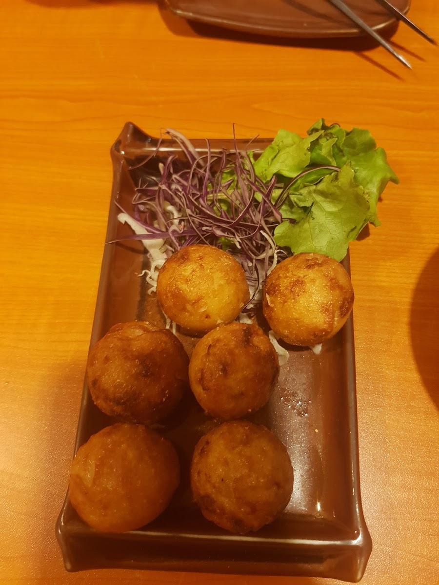 Hotaru Japanese Restaurant Photo 10