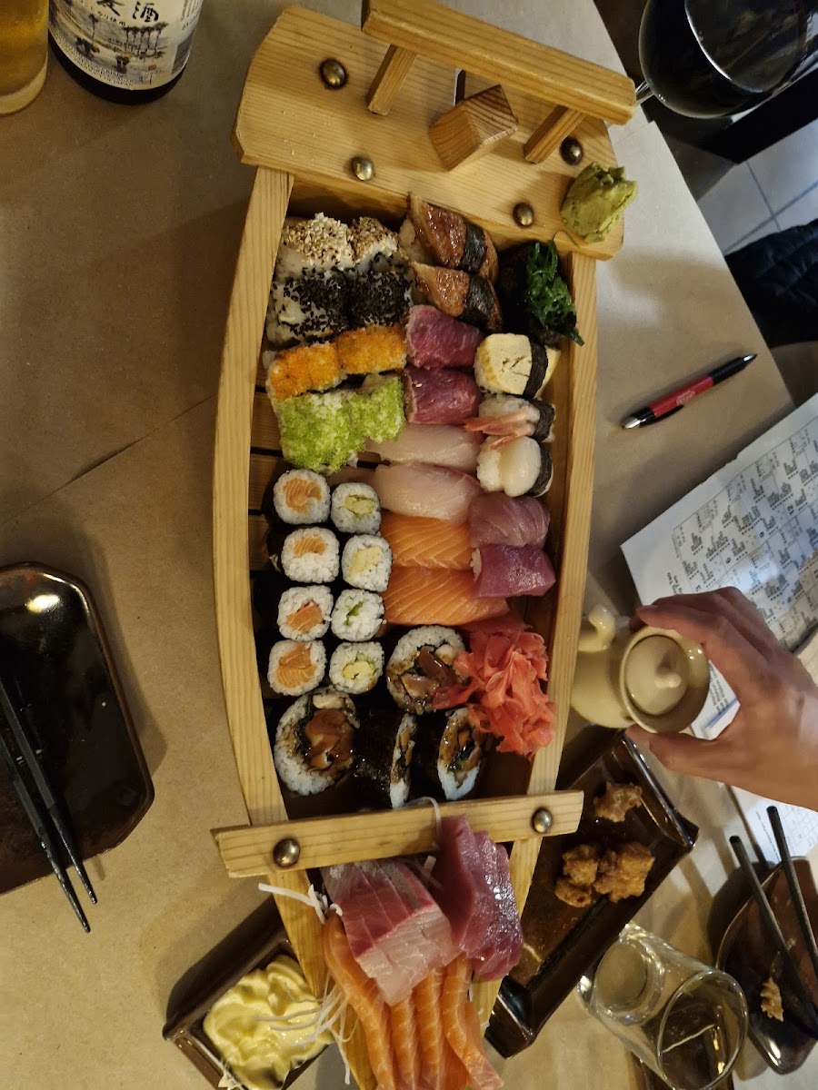 Hotaru Japanese Restaurant Photo 4
