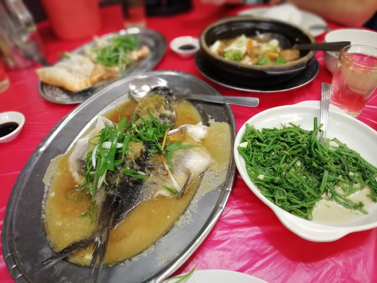 新美芳冷氣海鮮樓 Sun Mee Fong Seafood Restaurant Photo 6